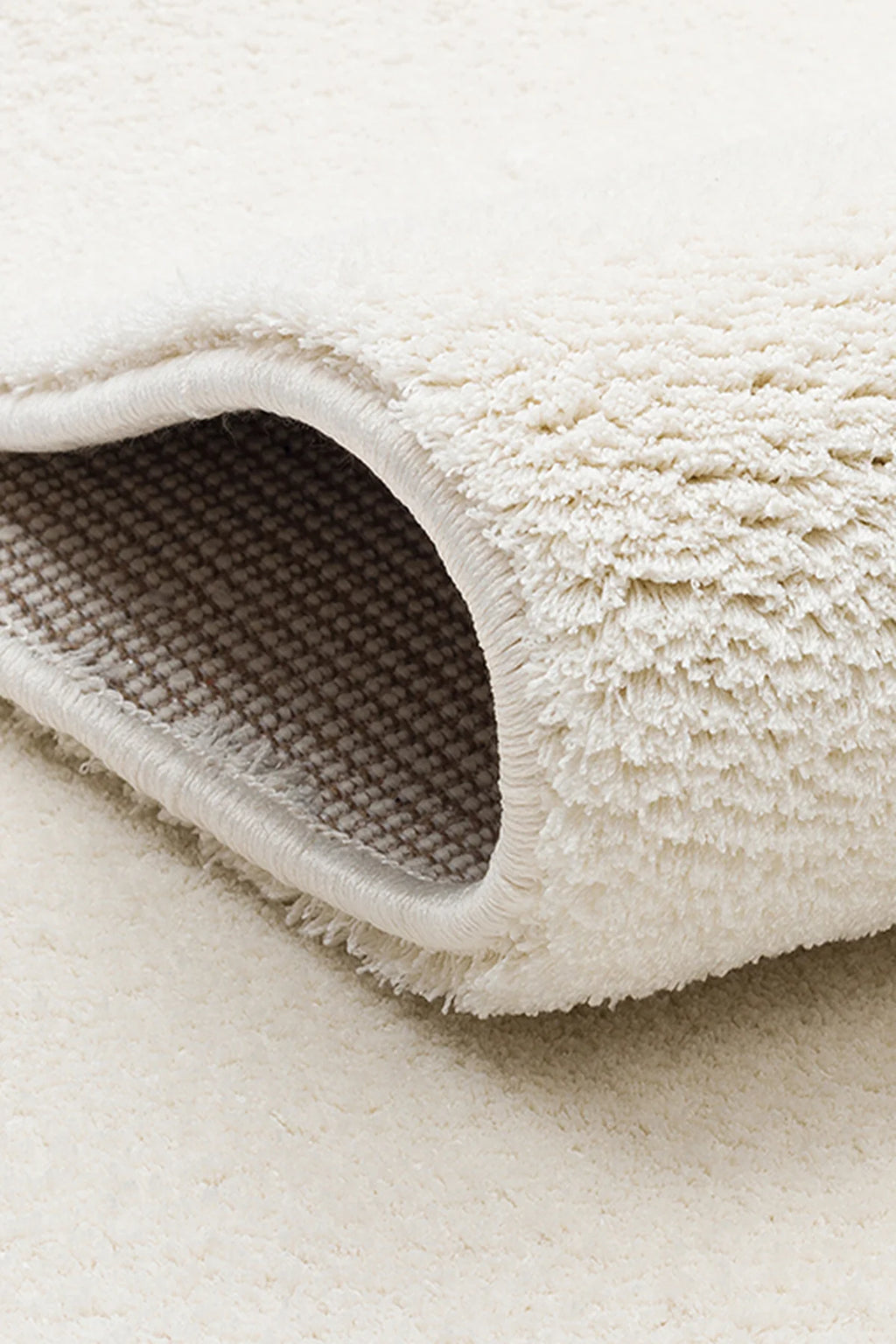 Cloud Amorf 01 Beyaz Puffy Halı
