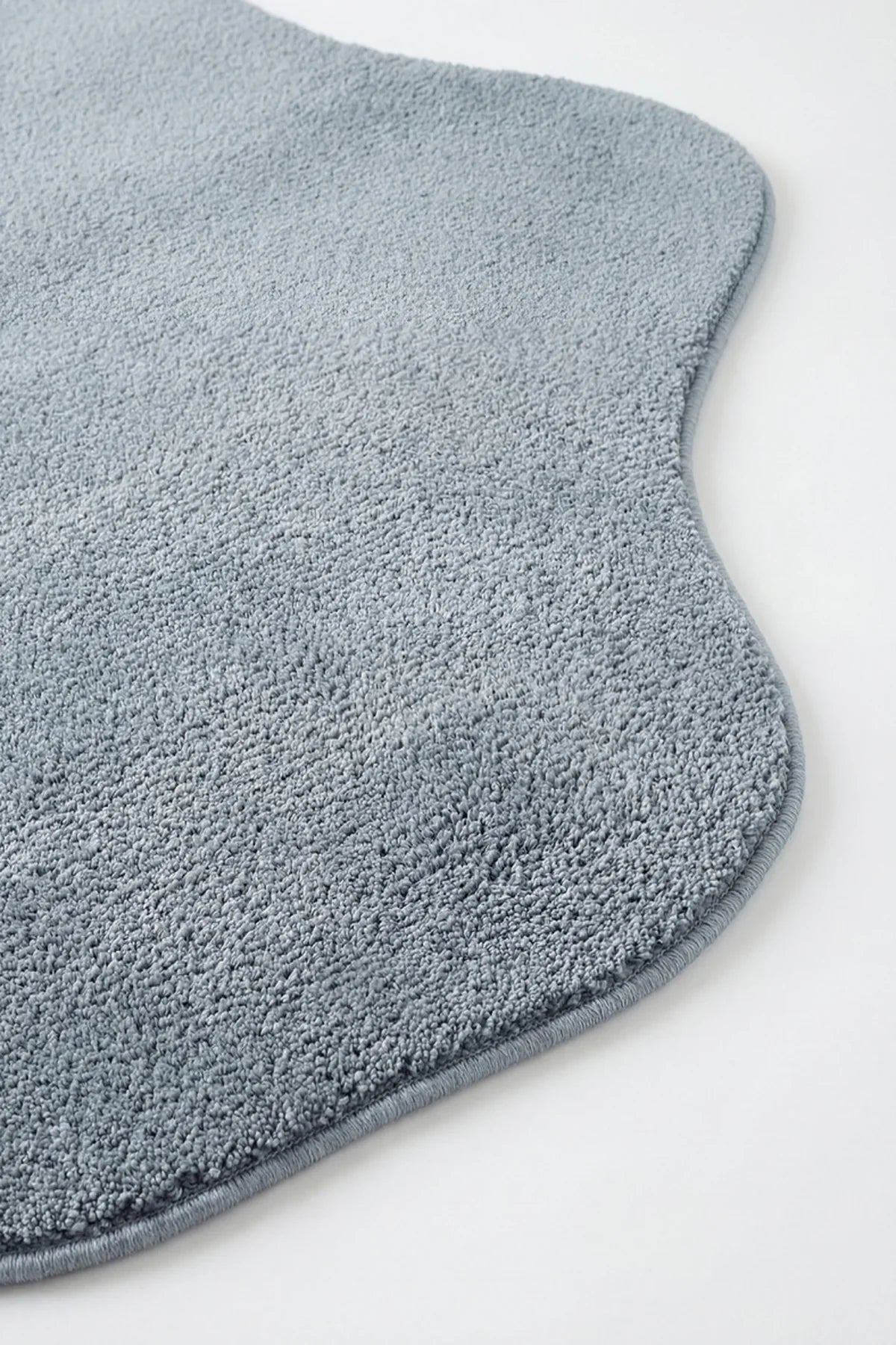 Cloud Amorf 01 Mavi Puffy Halı