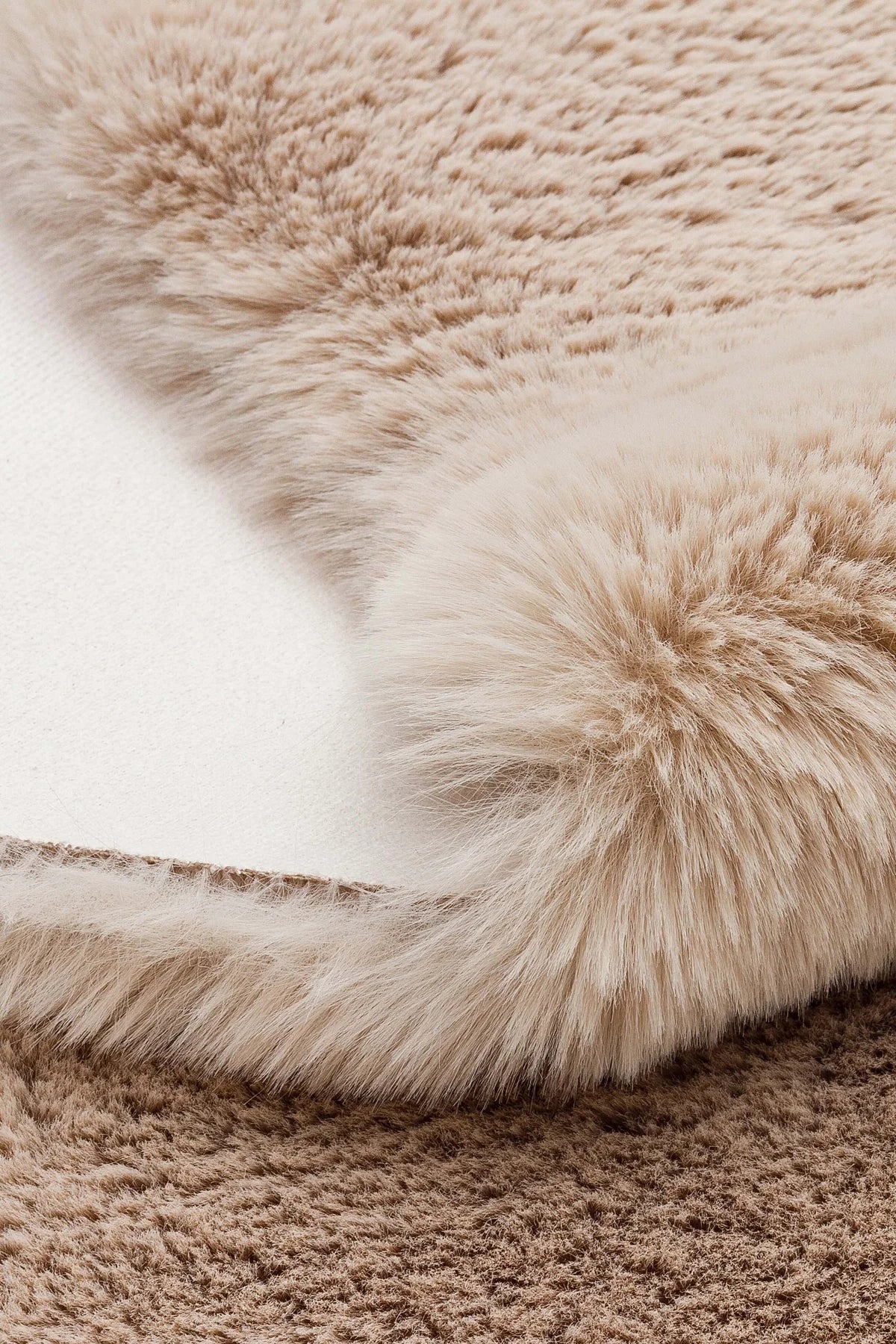 Tavşan 01 Bej Puffy Halı